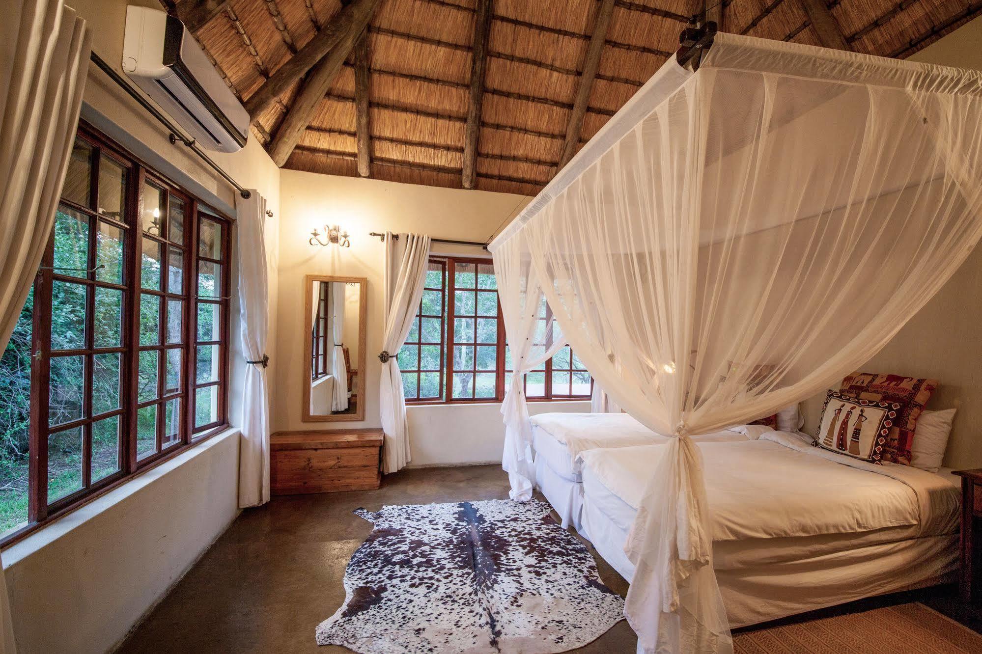 Rhino River Lodge Manyoni Private Game Reserve Екстериор снимка