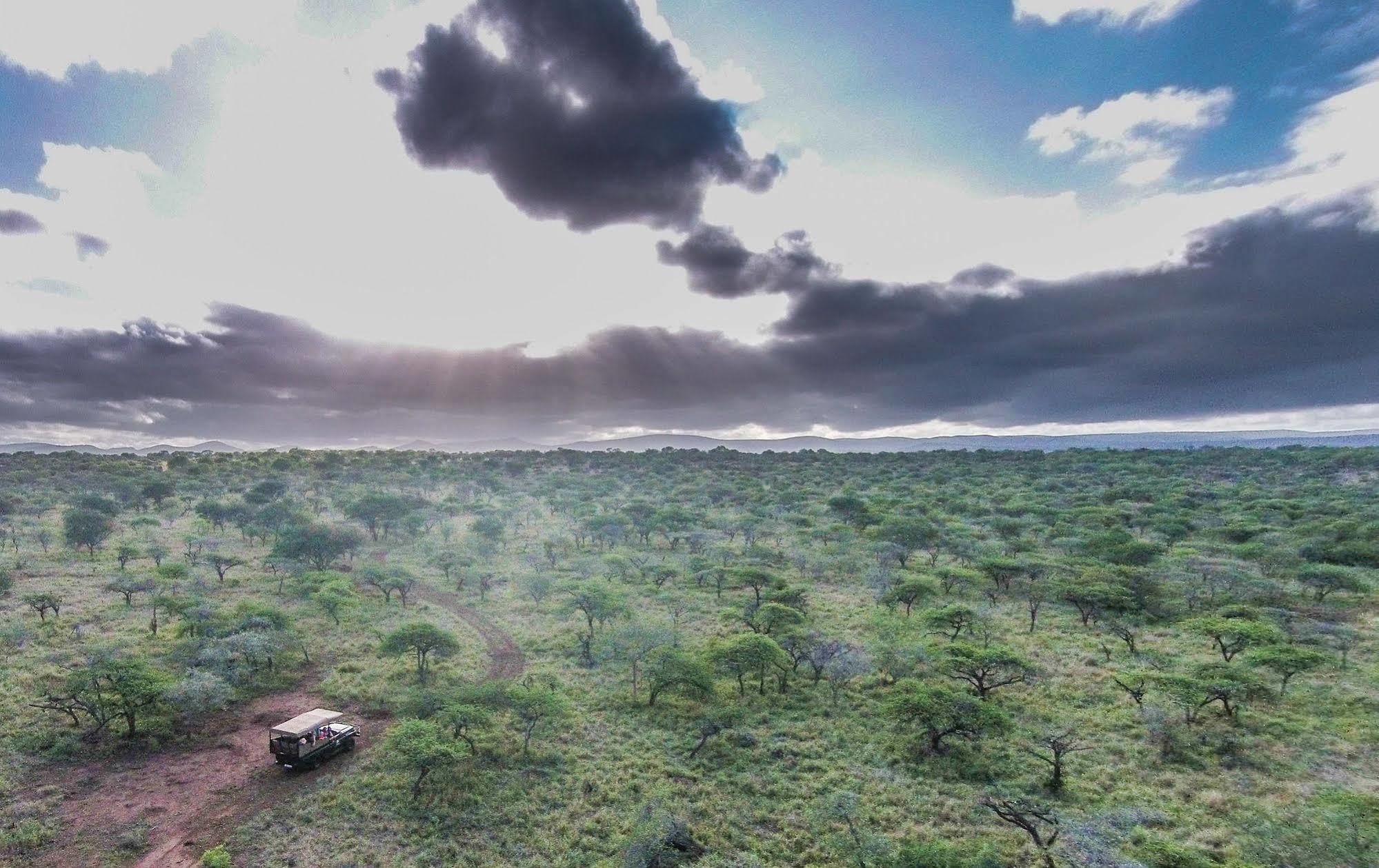Rhino River Lodge Manyoni Private Game Reserve Екстериор снимка